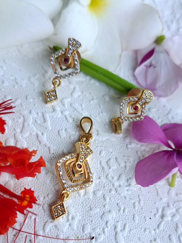 Gold-Plated Ruby & Zirconia Jewelry Set - Image 5